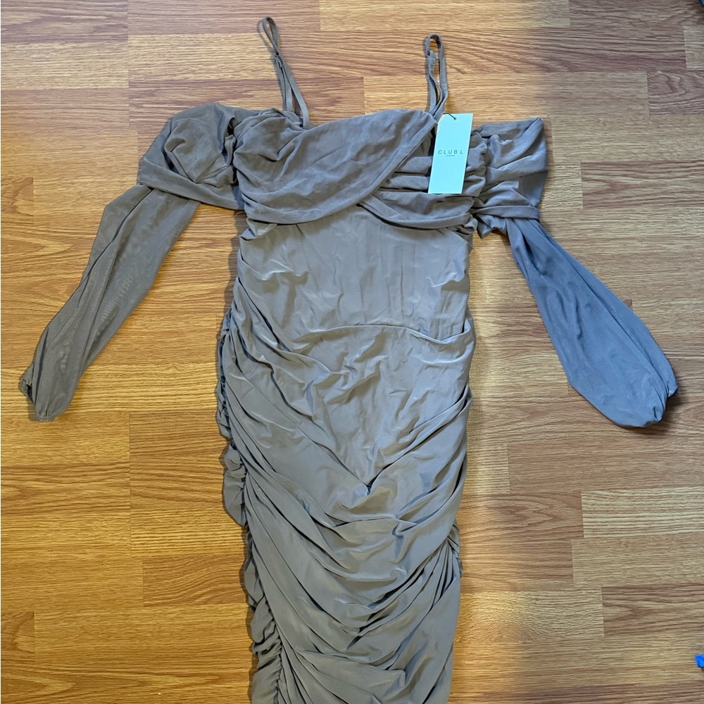 Brown Off-Shoulder Ruched Dress